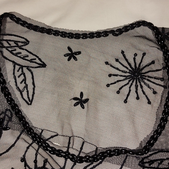 Beaded over shoulder wrap - Picture 2 of 9